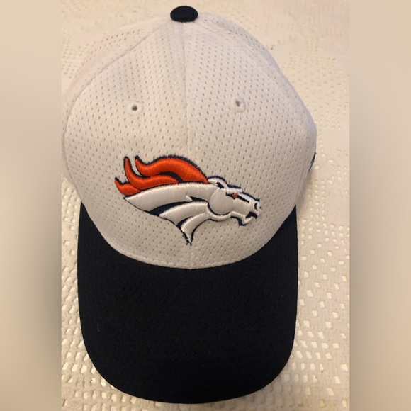 BRONCOS HAT - Picture 1 of 4